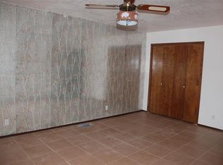 717 Tondre Rd NW, Los Lunas, NM 87031