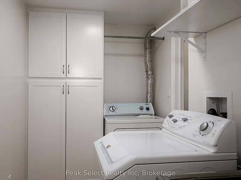 7 Hillside Ct — Photo 34