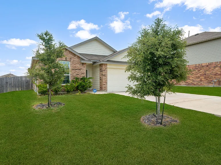 731 Overlook Rdg — Photo 3