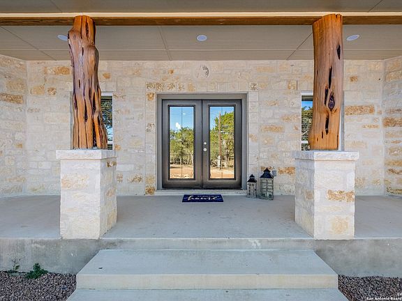 4th image of 237 Hopi Trail