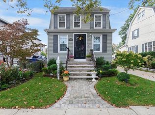 108 Berkley St, Valley Stream, NY 11581