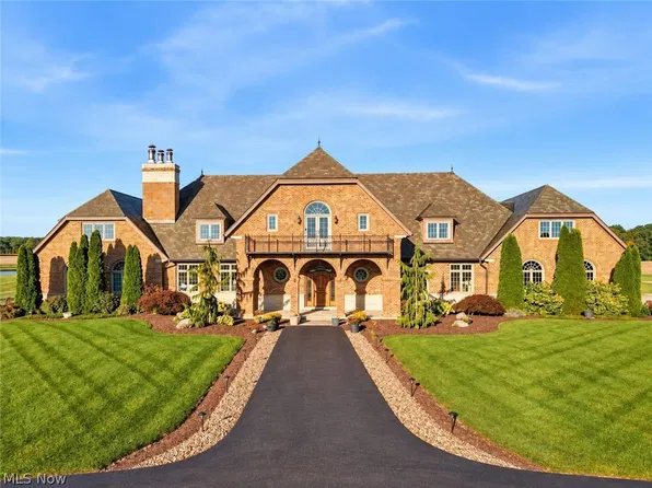 7484 Westfield Rd, Medina, OH 44256
