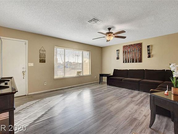 4th image of 3910 Morning Glory Ln