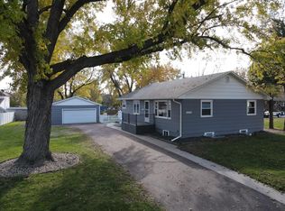 1015 W 5th Ave, Mitchell, SD 57301