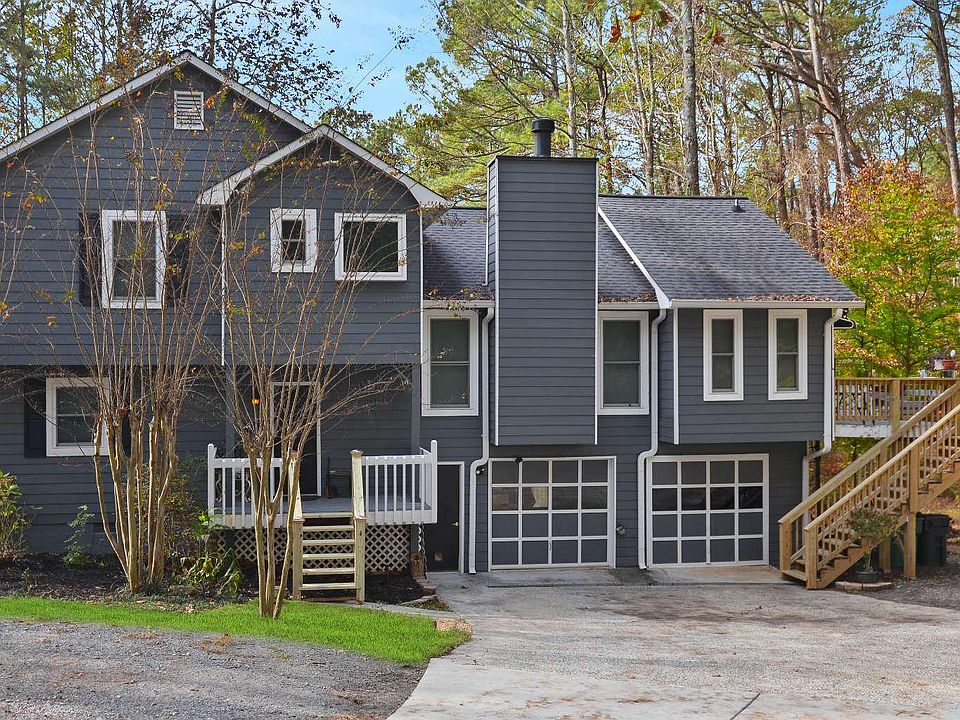 1st image of 4378 Lakeside Hills Way NE