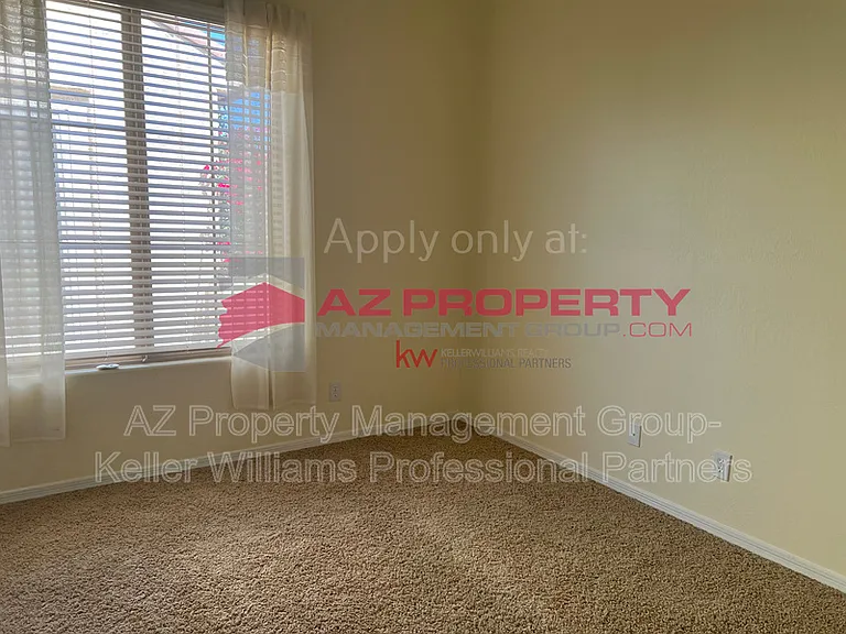20540 N 268th Dr — Photo 19