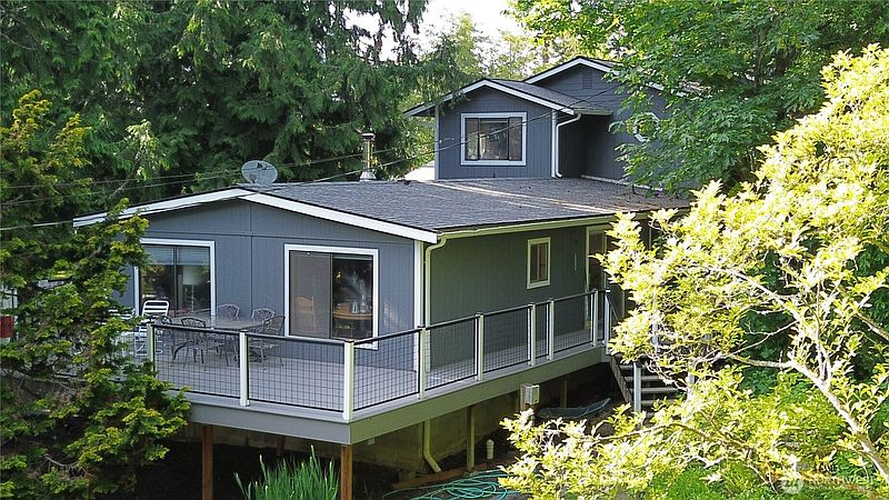 2nd image of 17147 Hope Island Lane