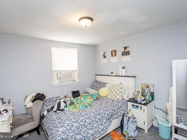 1814 N Bouvier St — Photo 12