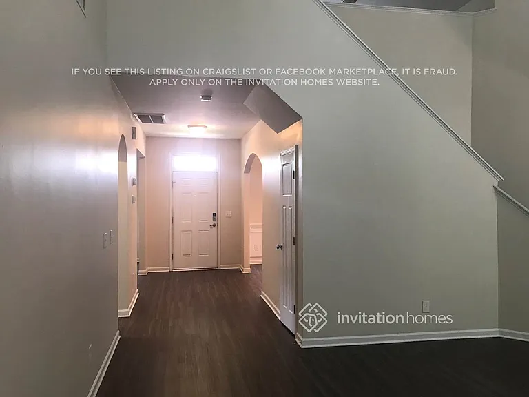 5232 Sapphire Springs Dr — Photo 2