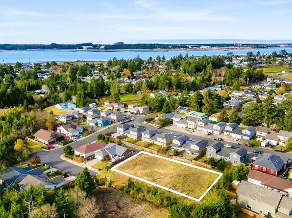0 Fulton Ave #312, Coos Bay, OR 97420