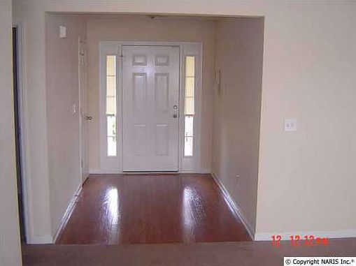 5th image of 108 Bellevue Dr