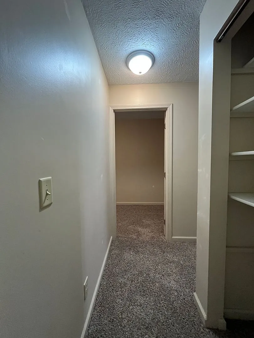 Pierceton 2 bed/2 Bath — Photo 1
