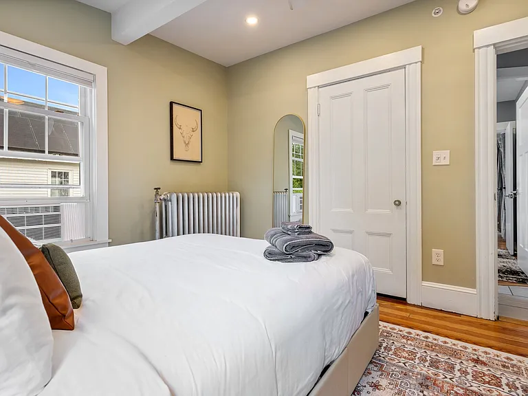 77 William St #2 — Photo 37