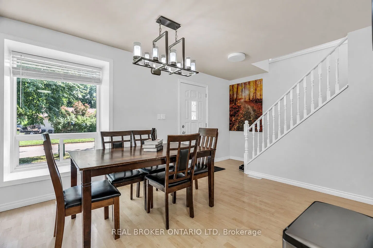 4 bed, $2,500 — Photo 3