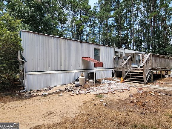 5th image of 504 Old McElveen Rd