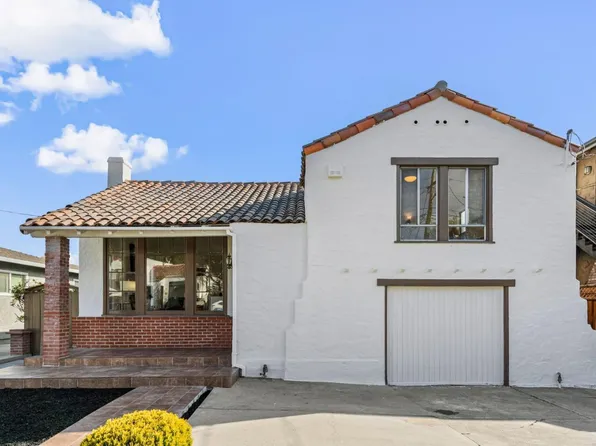 1151 Cleveland St, Redwood City, CA 94061