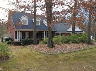 400 S Tanglewood Dr, Royston, GA 30662