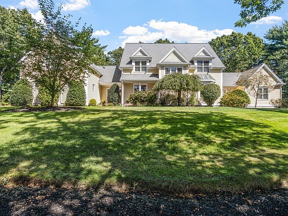 2nd image of 234 Country Club Way
