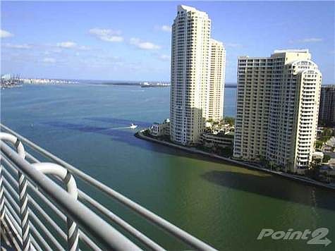 3rd image of 325 Biscayne Blvd #1419