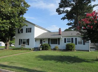 39 Sinton Rd, Newport News, VA 23601