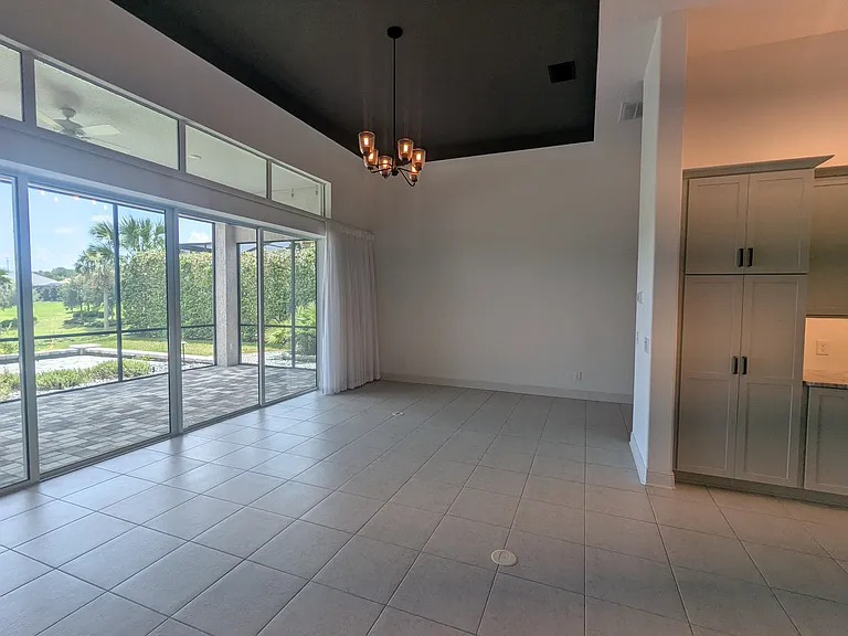 760 N Hunt Club Dr — Photo 25