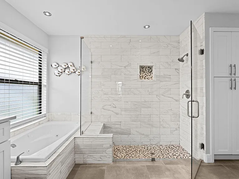 1707 Primrose Ln — Photo 34