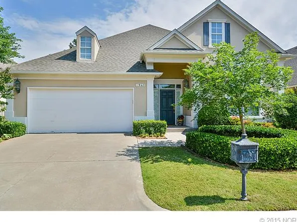 4941 E 102nd St, Tulsa, OK 74137