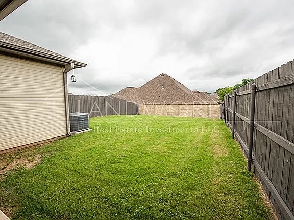 3rd image of 4620 Angus Dr