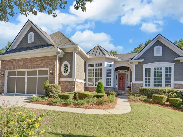 6537 Autumn Crest Ln, Hoschton, GA 30548