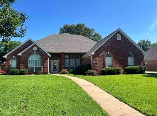 1305 River Bend Dr, Tyler, TX 75703