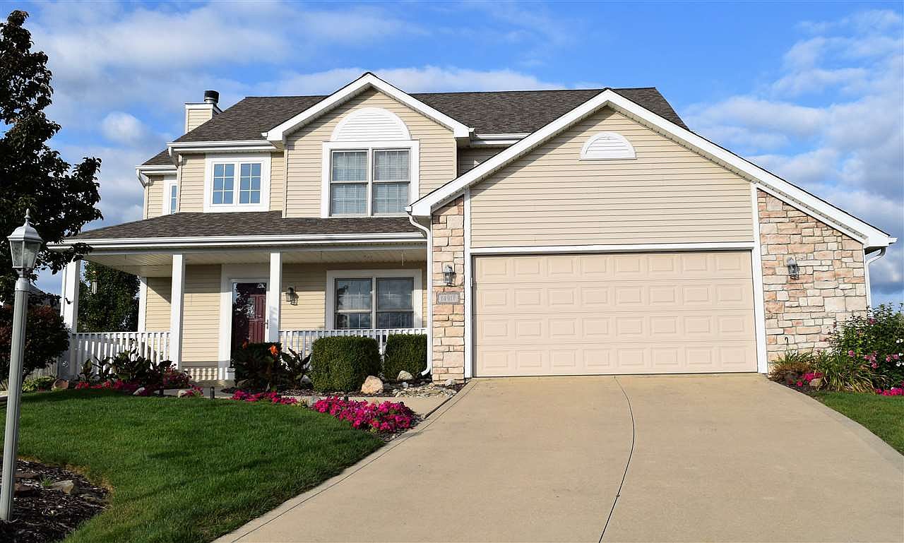 チンバウ  CONTEMPORANEA Vintage Century Furniture Chinoiserie China Display Cabinet By