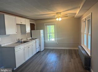 621 Coyne Aly FLOOR 1, Pottstown, PA 19465