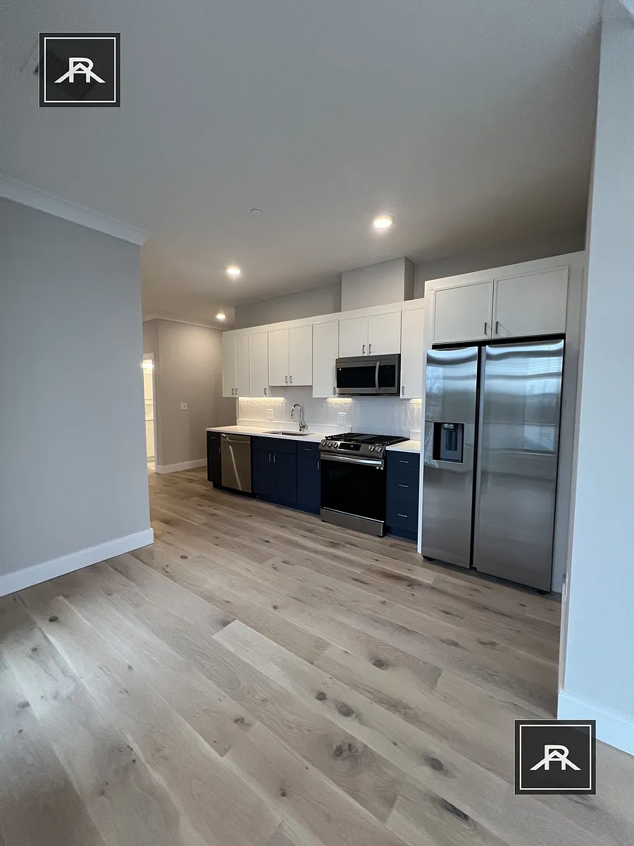 Building Photo - 159 Everett St #302