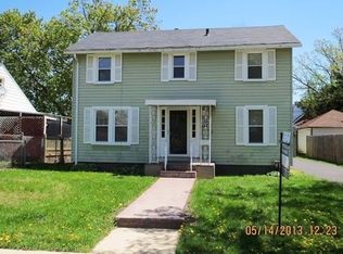 457 Hill Ave, Elgin, IL 60120