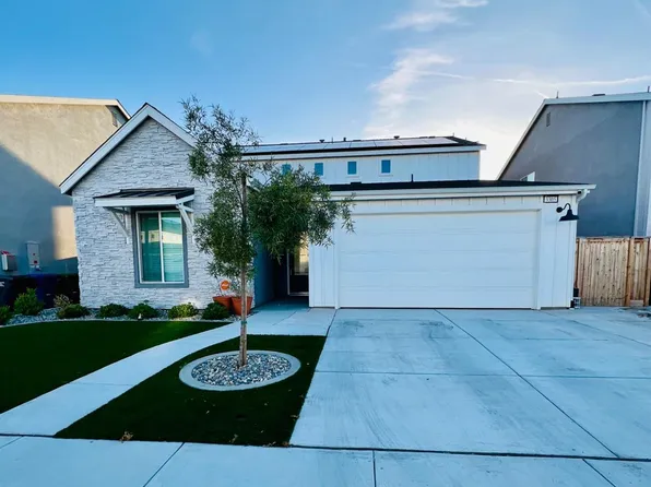 3305 Cedar Valley Ln, Shafter, CA 93263