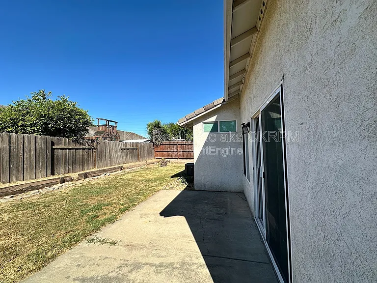 1720 Alcira Nunez St — Photo 19