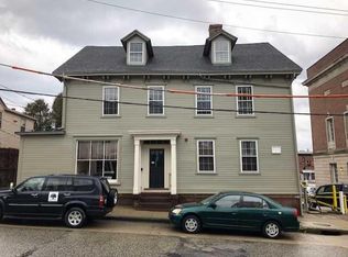 27 Franklin St, Newport, RI 02840