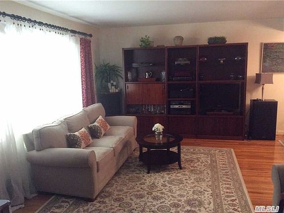2nd image of 6111 Cloverdale Blvd
