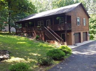 208 Shenandoah Valley Dr, Front Royal, VA 22630