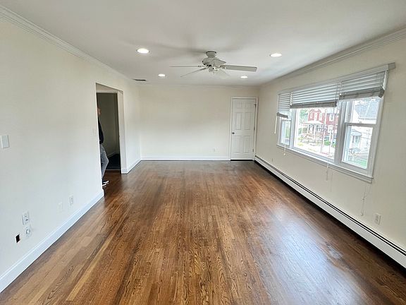 3rd image of 254 Madison Ave #2
