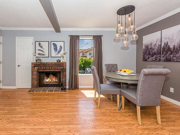 2nd image of 2040 Los Feliz Dr