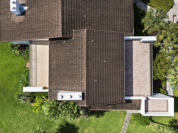 3rd image of 3400 TWIN LAKES Terrace #206
