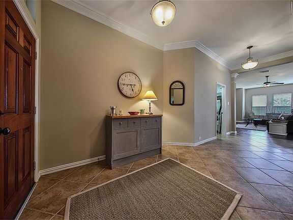 2nd image of 7611 Lakeside Manor Ln