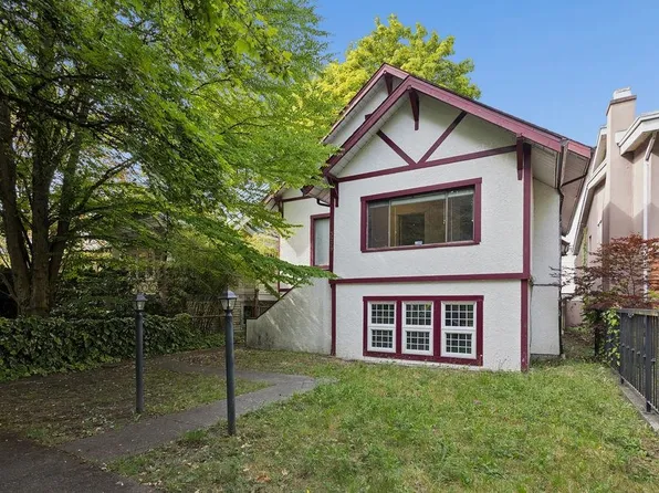 3229 W 11th Ave, Vancouver, BC V6K 2M9