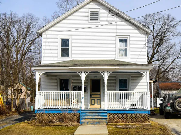 210 Beech Street, Bennington, VT 05201