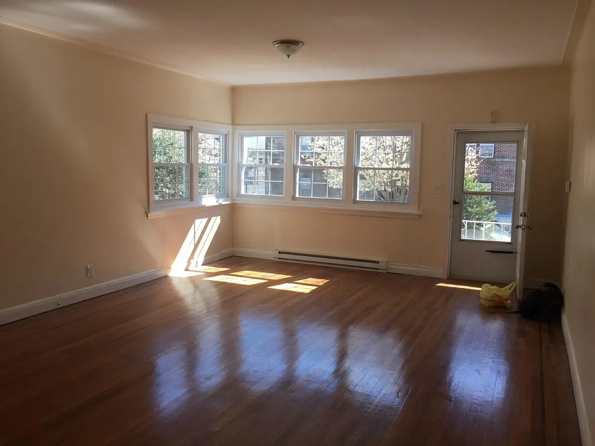 Building Photo - 1014 Chandler Ave #A