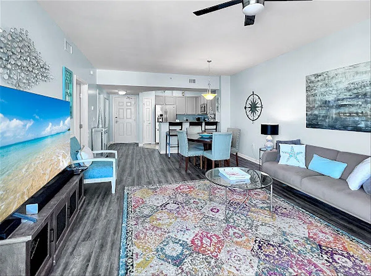 2 bed, 970 sqft, $3,050 — Photo 4