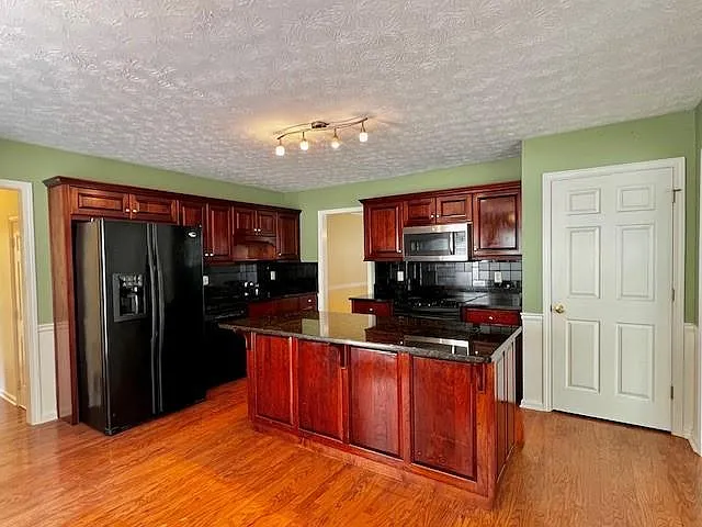 930 Cedar Bluff Trl SW — Photo 8