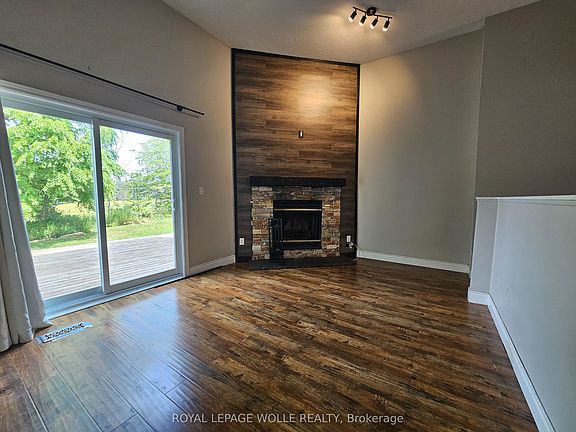 4th image of 589 Beechwood Dr #36