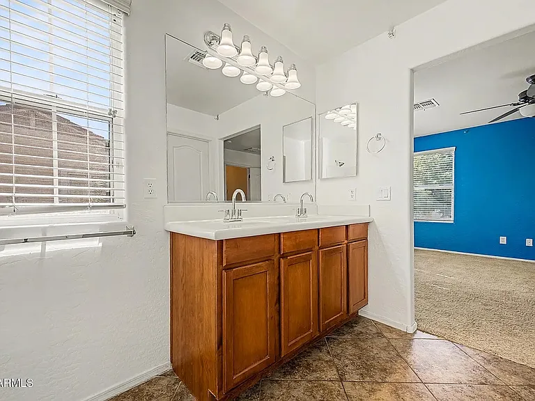 4342 E Carla Vista Dr — Photo 15